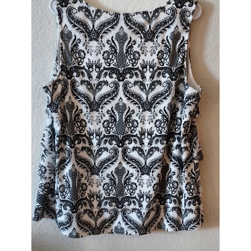 Roz & Ali Sleeveless, Ruffle Front Career Blouse, 2X, Black and White
